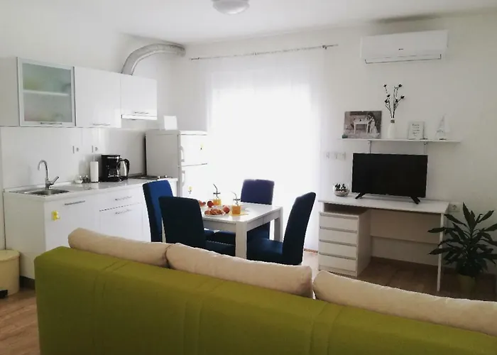 Sun&sea 公寓 扎达尔